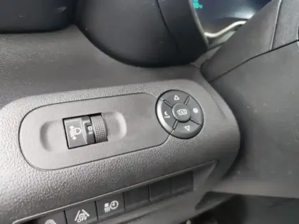 Photo 14 Citroën Berlingo  M Moteur Electrique 136ch (100 kW) Shine Automatique