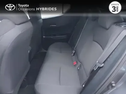 Photo 11 Toyota C-HR  122h Graphic 2WD E-CVT RC18