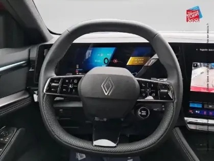 Photo 11 Renault Austral  1.2 E-Tech full hybrid 200ch Iconic- 24