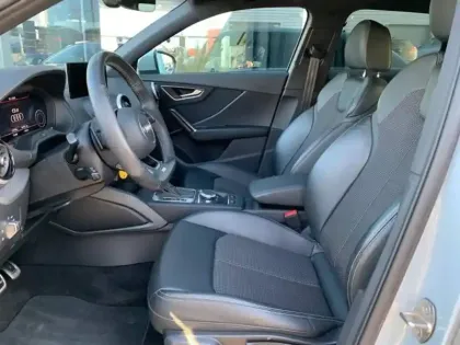 Photo 7 Audi Q2  35 TFSI 150ch S line Plus S tronic 7