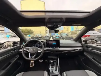 Photo 9 Volkswagen Golf  1.5 eHybrid 272ch GTE DSG6