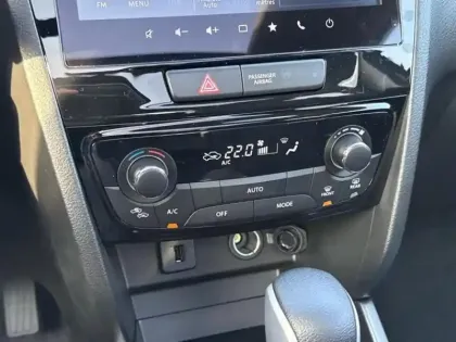 Photo 11 Suzuki Vitara  1.4 Boosterjet Hybrid 110ch Style Auto MY25