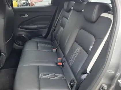 Photo 5 Nissan Juke  1.6 Hybrid 143ch Première Edition 2023