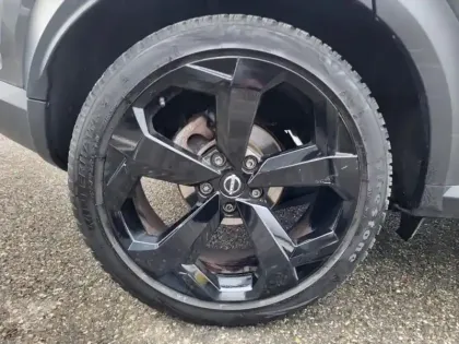 Photo 6 Nissan Juke  1.6 Hybrid 143ch Première Edition 2023