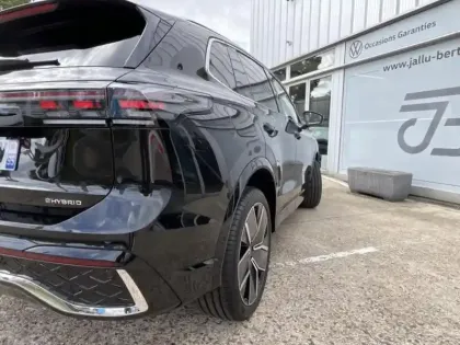 Photo 9 Volkswagen Tiguan  1.5 eHybrid 204ch R-Line Edition DSG6