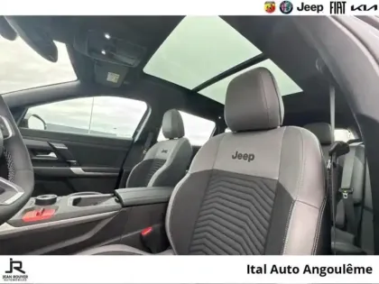 Photo 14 Jeep Compass  Electrique 213ch 157kw Altitude