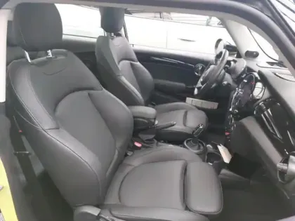 Photo 6 Mini Mini  Cooper 136ch Edition Premium Plus BVA7