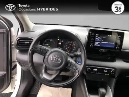 Photo 8 Toyota Yaris  116h Dynamic 5p MY22