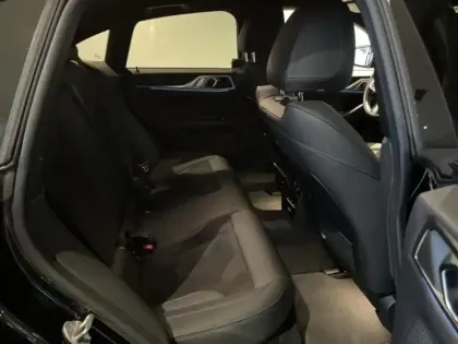 Photo 12 BMW I4  eDrive40 340ch M Sport