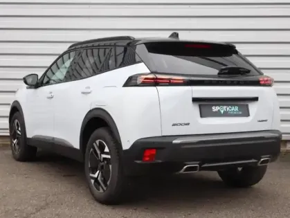 Photo 6 Peugeot 2008  1.2 Hybrid 136ch GT e-DCS6