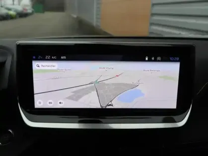 Photo 14 Peugeot 2008  1.2 Hybrid 136ch GT e-DCS6