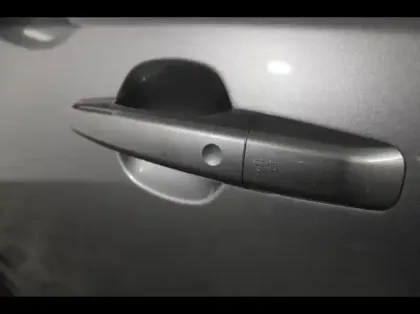 Photo 8 Jaguar E-Pace  P200 FlexFuel MHEV R-Dynamic S BVA AWD