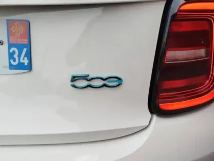 Photo 10 Fiat 500  3+1 e 118ch Icône Plus (Pack Magic Eye)