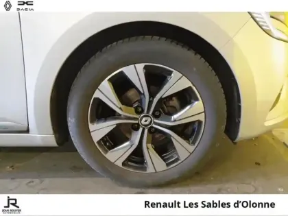 Photo 7 Renault Clio  1.0 TCe 100ch Evolution GPL