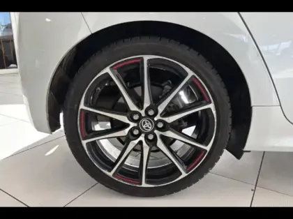Photo 13 Toyota Yaris  116h GR Sport 5p MY22 SHOWROOM