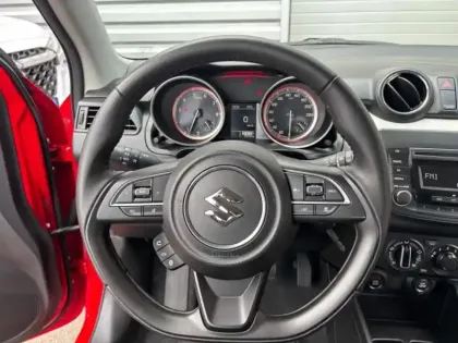 Photo 13 Suzuki Swift  1.2 Dualjet Hybrid 83ch Avantage