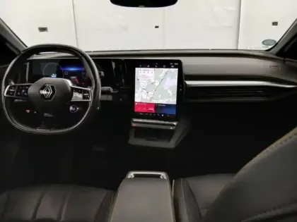 Photo 12 Renault Megane  E-Tech Electric EV60 220ch Iconic optimum charge