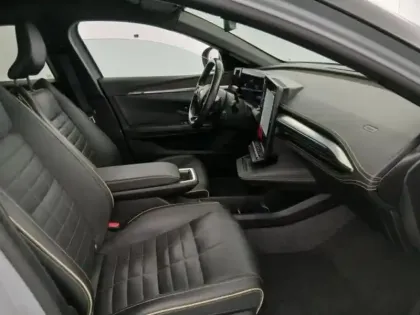 Photo 13 Renault Megane  E-Tech Electric EV60 220ch Iconic optimum charge