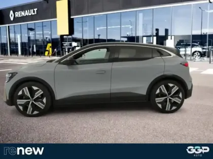 Photo 10 Renault Megane  E-Tech Electric EV60 220ch Iconic optimum charge