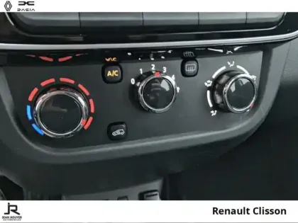 Photo 6 Dacia Spring  Expression