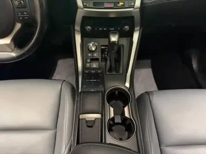 Photo 11 Lexus Nx  300h 2WD Pack Business MY20