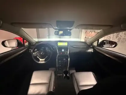 Photo 8 Lexus Nx  300h 2WD Pack Business MY20