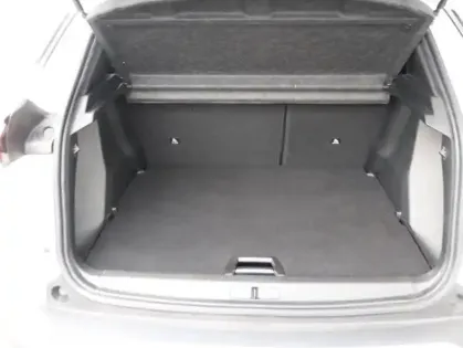 Photo 5 Peugeot 2008  e- 136ch Allure Business