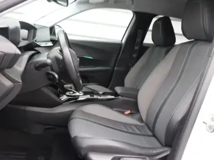 Photo 8 Peugeot 2008  e- 136ch Allure Business