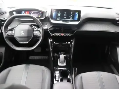 Photo 7 Peugeot 2008  e- 136ch Allure Business