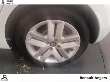 Photo 7 Renault Clio  1.5 Blue dCi 100ch Evolution - 24