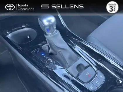 Photo 8 Toyota C-HR  2.0 Hybride 184ch Design Ultimate E-CVT