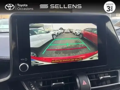 Photo 11 Toyota C-HR  2.0 Hybride 184ch Design Ultimate E-CVT