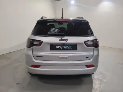 Photo 6 Jeep Compass  1.3 Turbo T4 240ch PHEV 4xe S AT6 eAWD