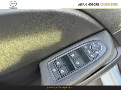 Photo 12 Renault Clio  1.5 dCi 100ch Evolution - 25