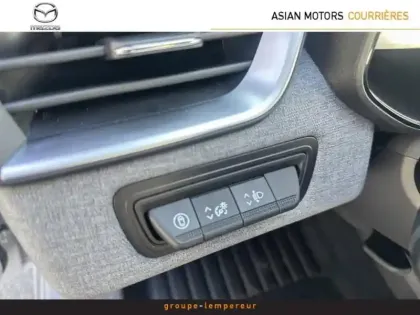 Photo 13 Renault Clio  1.5 dCi 100ch Evolution - 25