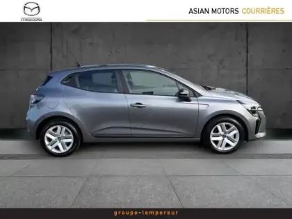 Photo 19 Renault Clio  1.5 dCi 100ch Evolution - 25