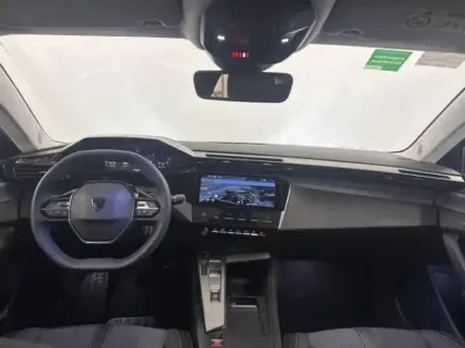 Photo 8 Peugeot 308  1.5 BlueHDi 130ch S&S Allure EAT8