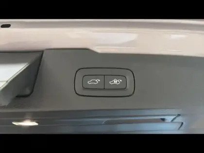 Photo 7 Volvo V60  B4 197ch Plus Style Dark DCT 7