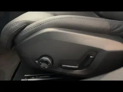 Photo 11 Volvo V60  B4 197ch Plus Style Dark DCT 7