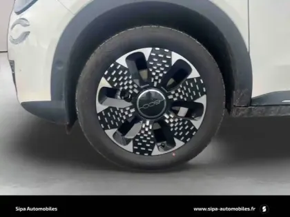 Photo 11 Fiat 600  T-Gen 3 1.2 Hybrid 110ch eDCT6