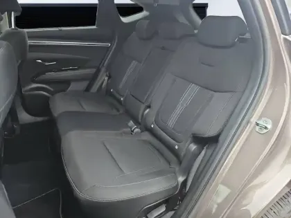 Photo 13 Hyundai Tucson  1.6 T-GDI 150 Hybrid 48V iBVM