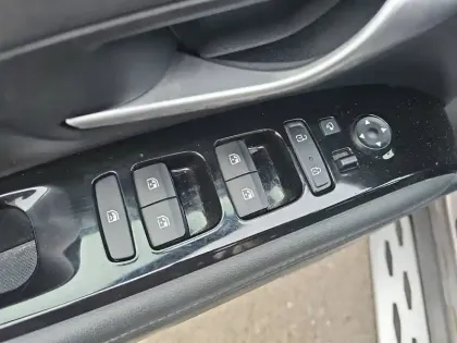 Photo 21 Hyundai Tucson  1.6 T-GDI 150 Hybrid 48V iBVM