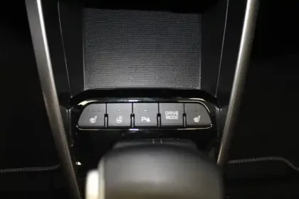 Photo 10 Kia Stonic  1.0 T-GDi 100 ch DCT7