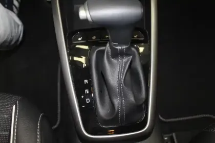 Photo 11 Kia Stonic  1.0 T-GDi 100 ch DCT7