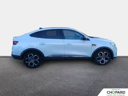 Photo 8 Renault Arkana  E-Tech 145 - 21B