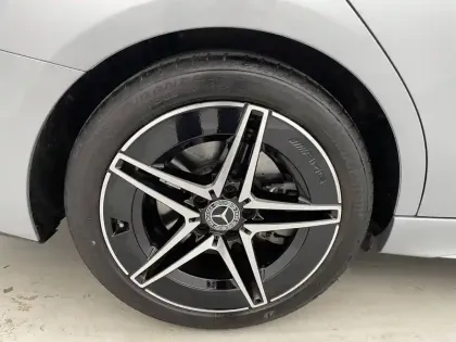 Photo 18 Mercedes Classe C  220 d 9G-Tronic