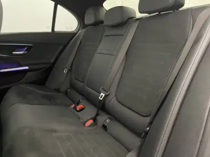 Photo 49 Mercedes Classe C  220 d 9G-Tronic