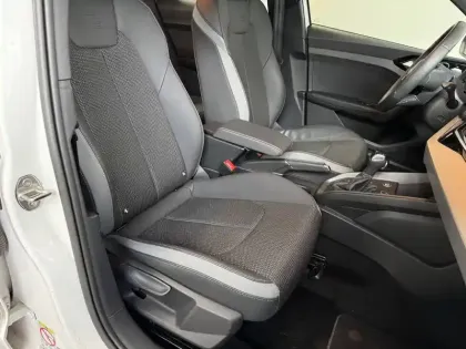 Photo 11 Audi A1  Sportback 30 TFSI 110 ch S tronic 7