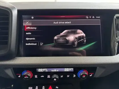 Photo 20 Audi A1  Sportback 30 TFSI 110 ch S tronic 7