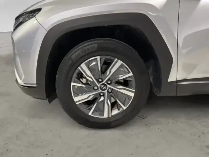 Photo 8 Hyundai Tucson  1.6 T-GDI 230 Hybrid BVA6